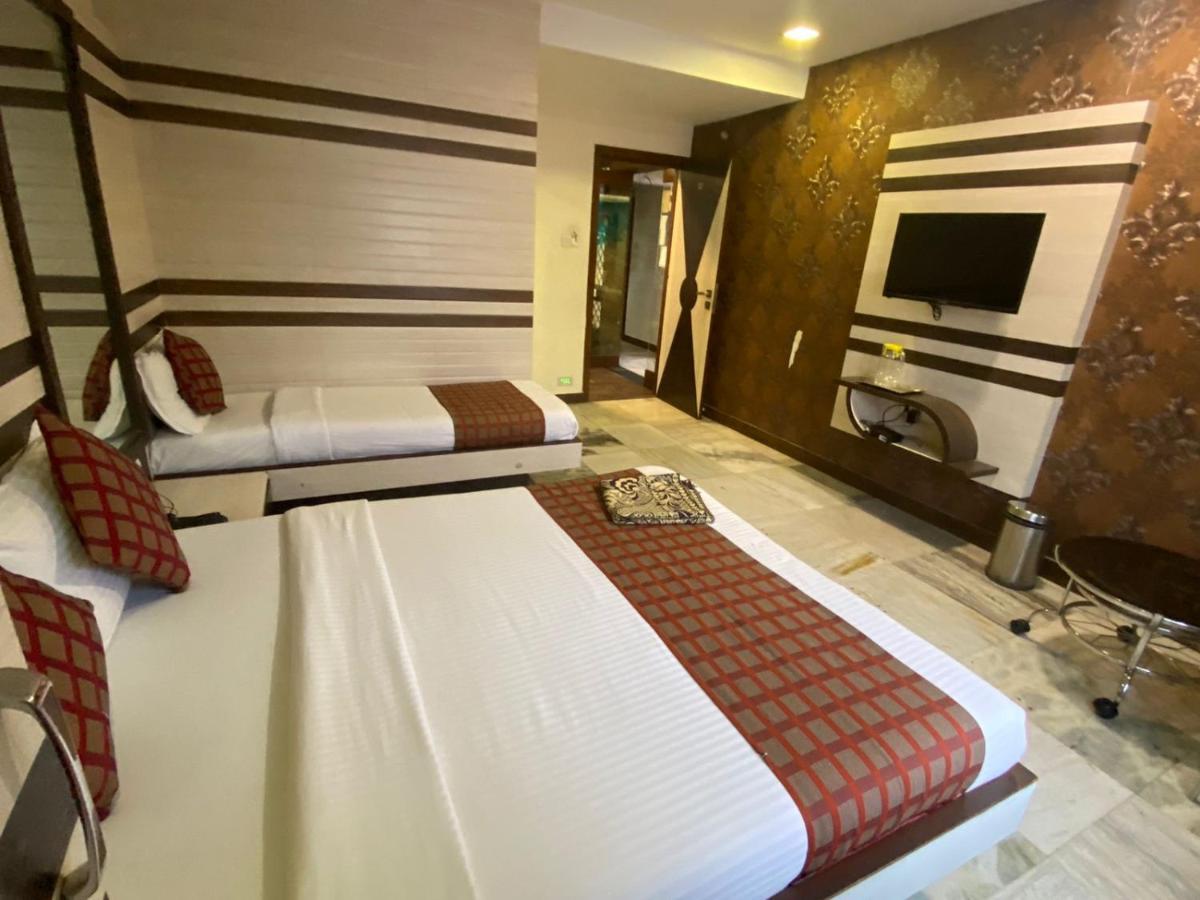 Hotel Oc Residency Mumbai Exteriör bild