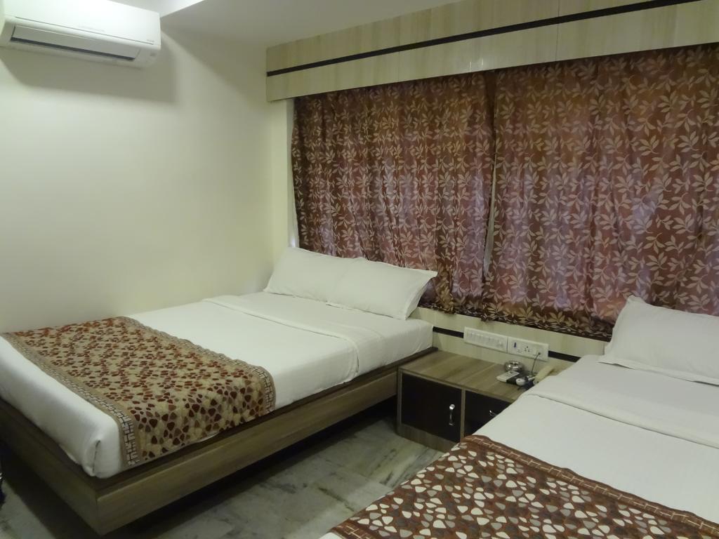 Hotel Oc Residency Mumbai Exteriör bild