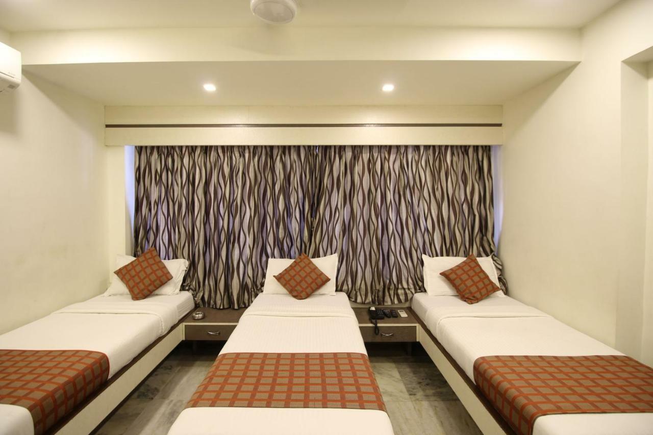 Hotel Oc Residency Mumbai Exteriör bild